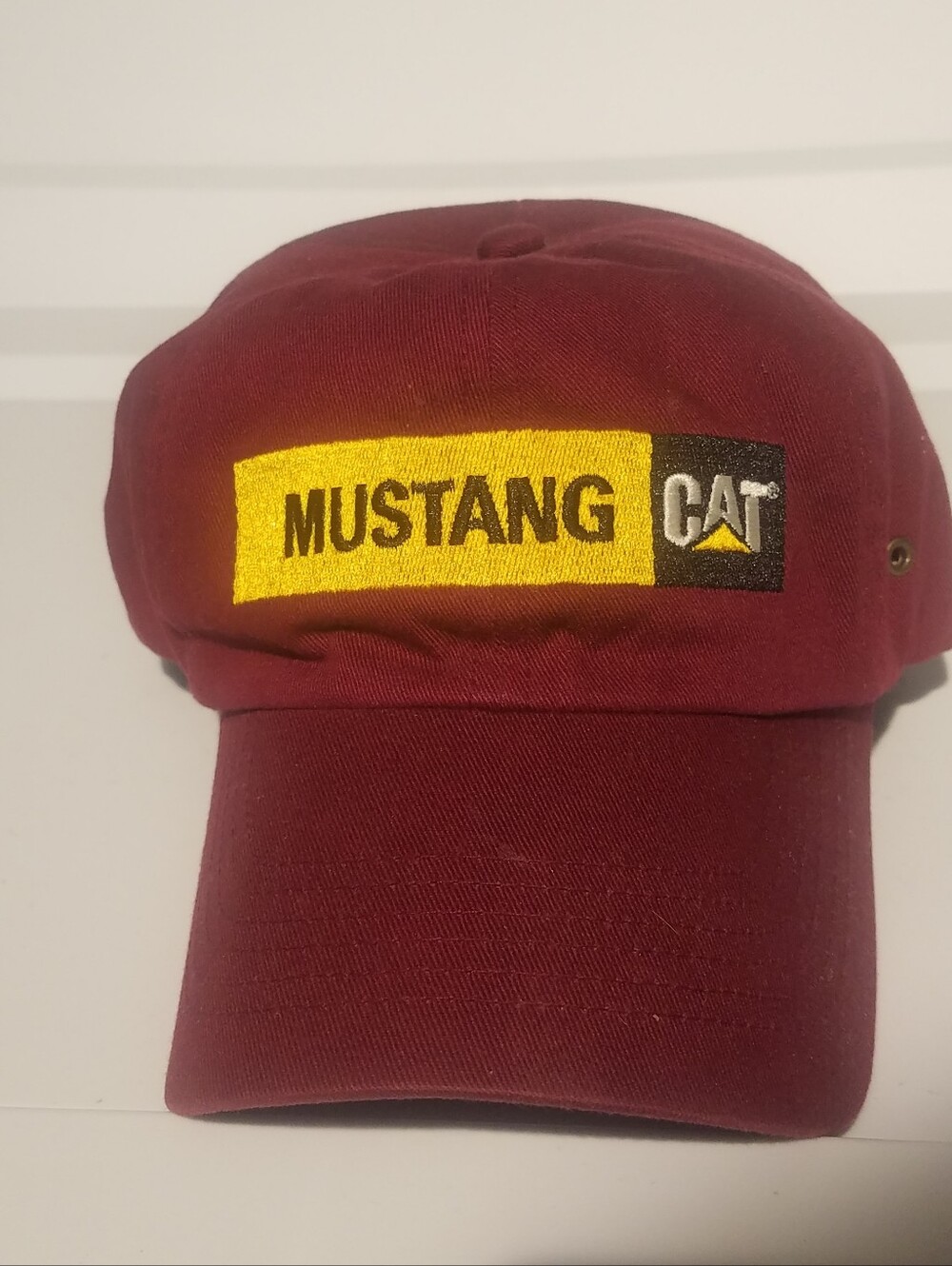 Men Caterpillar Burgundy Cap Mustang Cat Adjustable